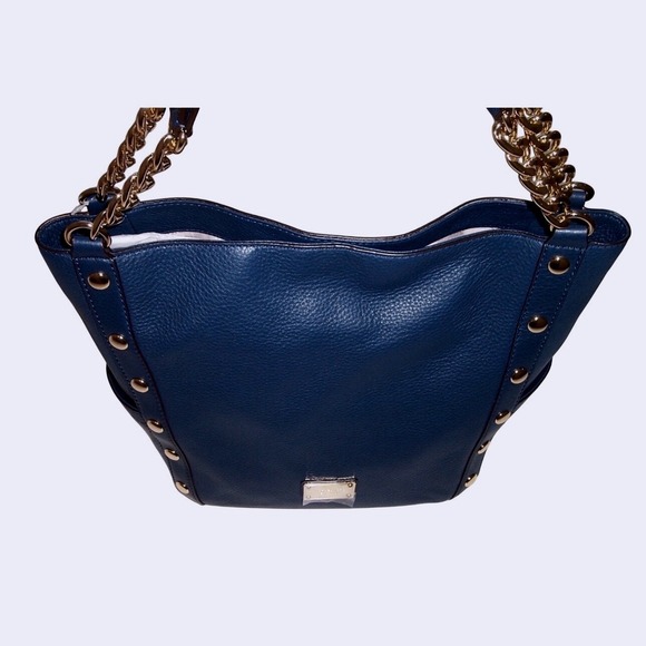 Michael Kors Delancy Navy Blue Pebbled Leather Studded Chain Hobo Shoulder Bag - Picture 2 of 10